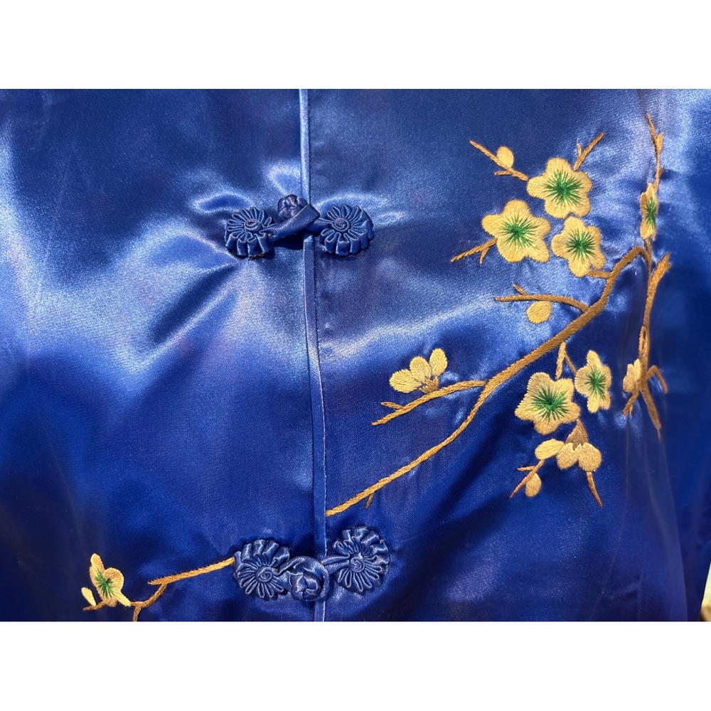 Central Handicraft Womens‎ Blue Floral Embroidered Satin Cheongsam Top M Silky - Picture 3 of 7